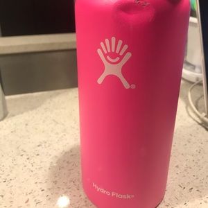 Hydro flask 32oz. Waterbottle
